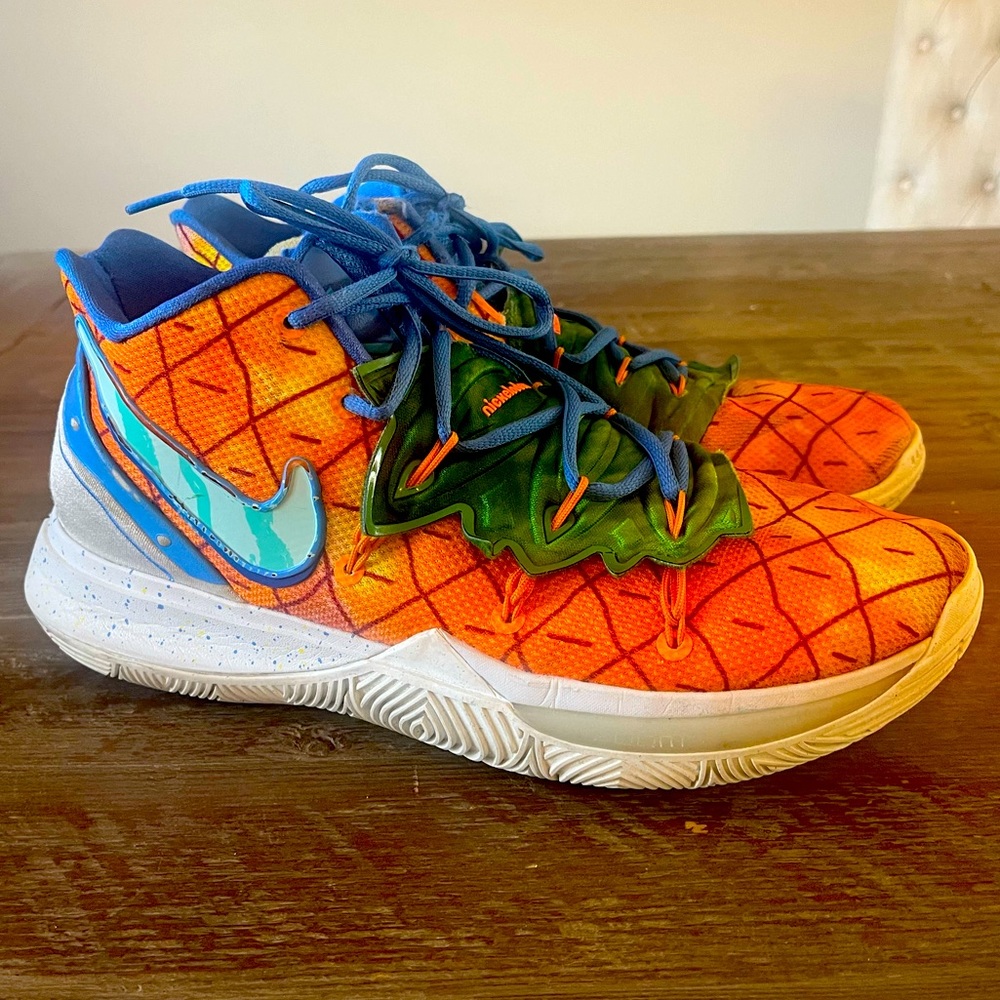 Nike Kyrie 5 SpongeBob "Pineapple House"